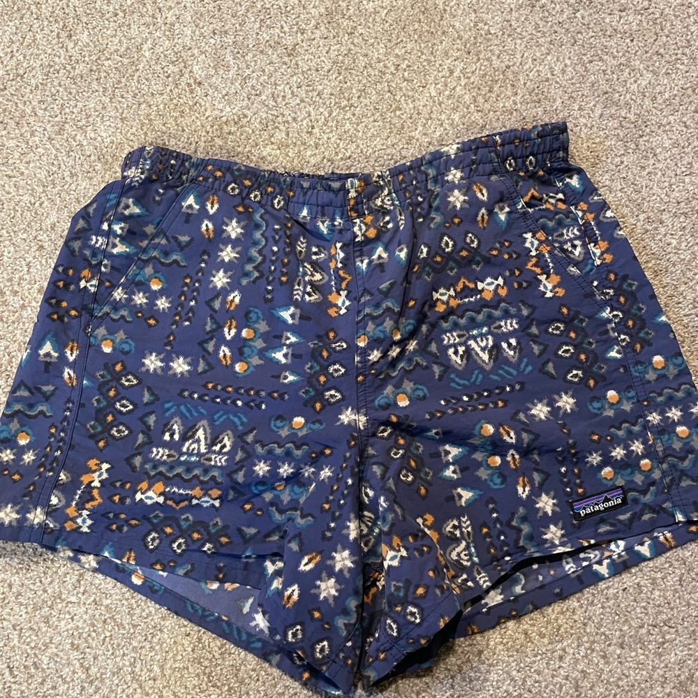 Women’s Patagonia baggies 5”